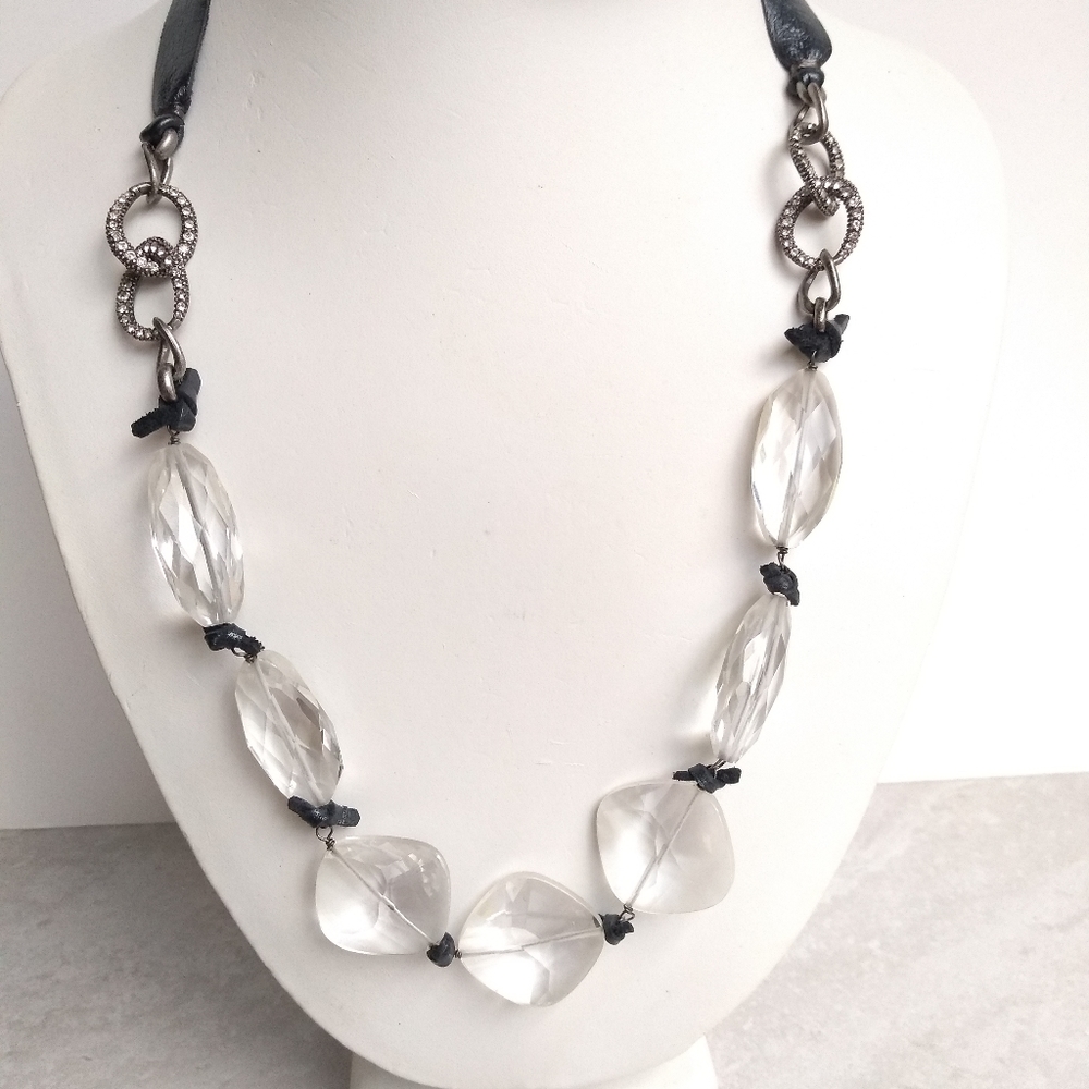 NWOT Kenneth Cole crystal stones necklace - Picture 1 of 3